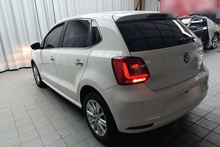 Used Volkswagen Polo 2014 1.6L Automatic Comfort Edition Rear Left 45 Deg