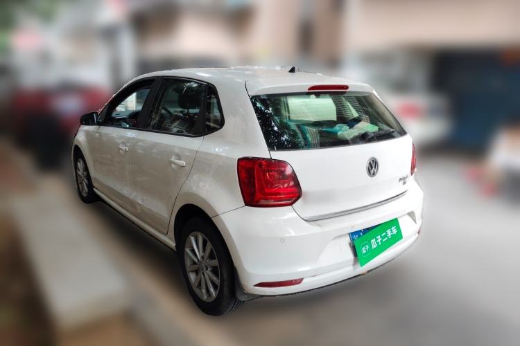 Used Volkswagen Polo 2014 1.6L Automatic Luxury Edition Rear Left 45 Deg