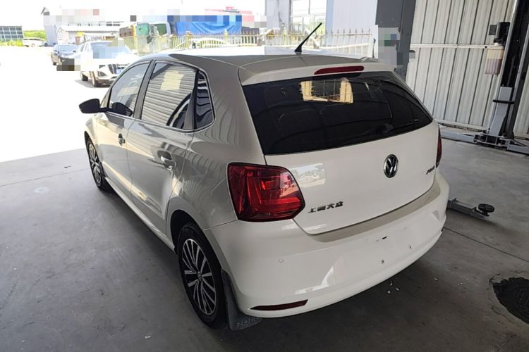 Used Volkswagen Polo 2014 1.4L Automatic Comfort Edition Rear Left 45 Deg