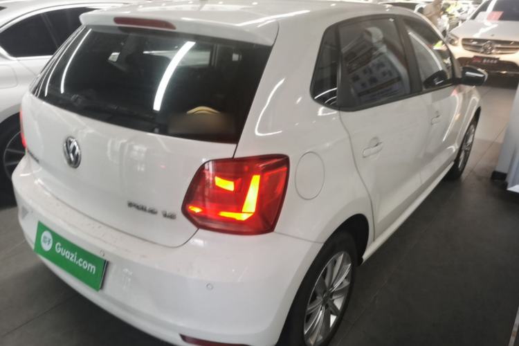 Used Volkswagen Polo 2014 1.6L Automatic Comfort Edition Rear Right 45 Deg