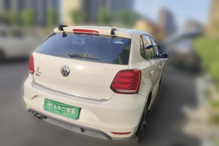 Used Volkswagen Polo 2014 1.6L Automatic Luxury Edition Rear Right 45 Deg