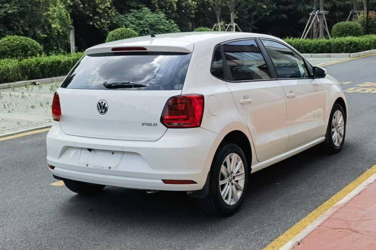 Used Volkswagen Polo 2014 1.4L Automatic Comfort Edition Rear Right 45 Deg