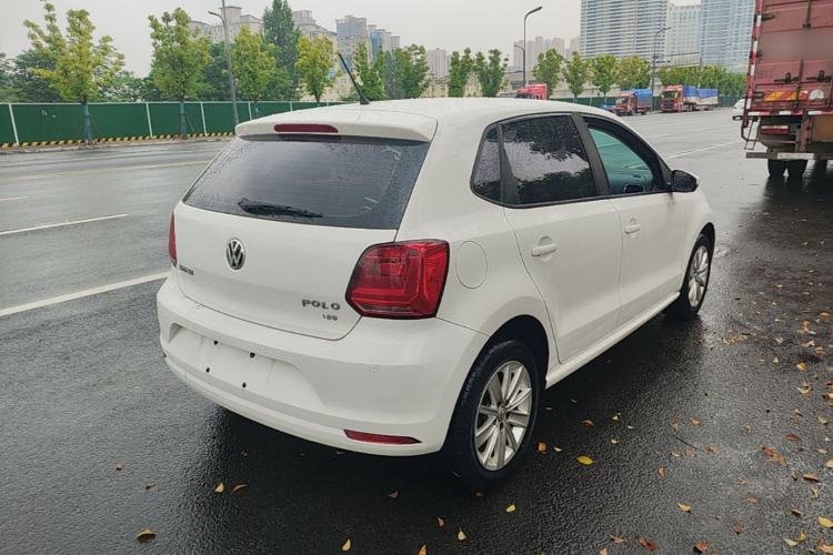 Used Volkswagen Polo 2014 1.6L Automatic Comfort Edition Rear Right 45 Deg