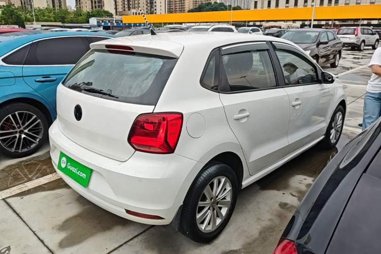 Used Volkswagen Polo 2014 1.6L Automatic Comfort Edition Rear Right 45 Deg