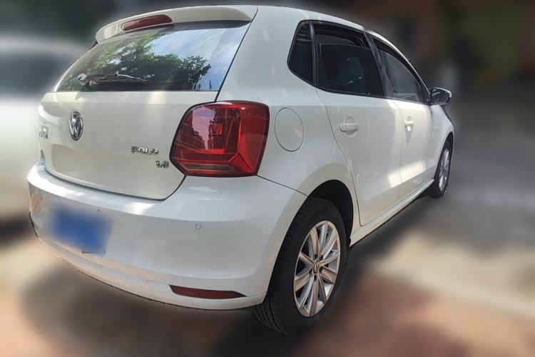 Used Volkswagen Polo 2014 1.6L Automatic Comfort Edition Rear Right 45 Deg