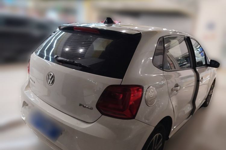 Used Volkswagen Polo 2014 1.4L Manual Fashion Edition Rear Right 45 Deg