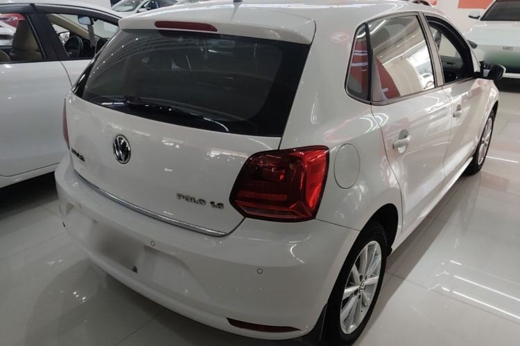 Used Volkswagen Polo 2014 1.6L Automatic Luxury Edition Rear Right 45 Deg