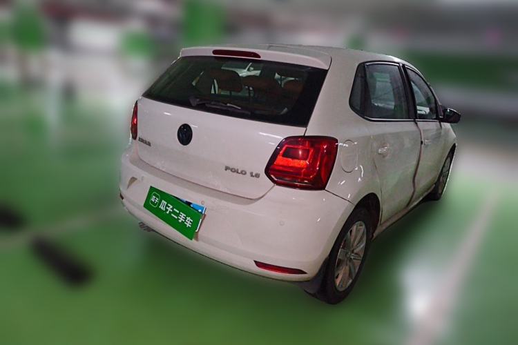 Used Volkswagen Polo 2014 1.6L Automatic Comfort Edition Rear Right 45 Deg
