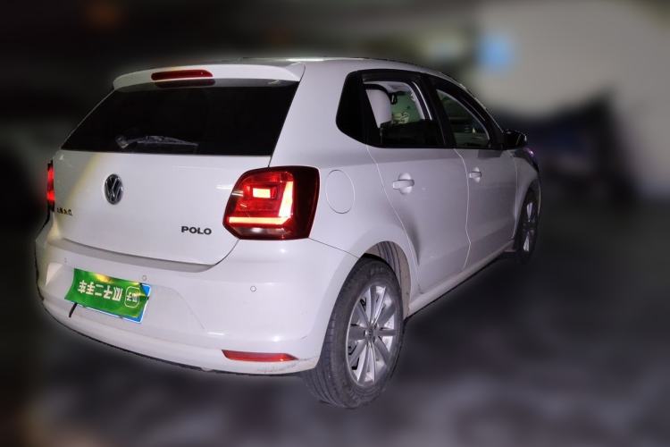 Used Volkswagen Polo 2014 1.6L Automatic Comfort Edition Rear Right 45 Deg