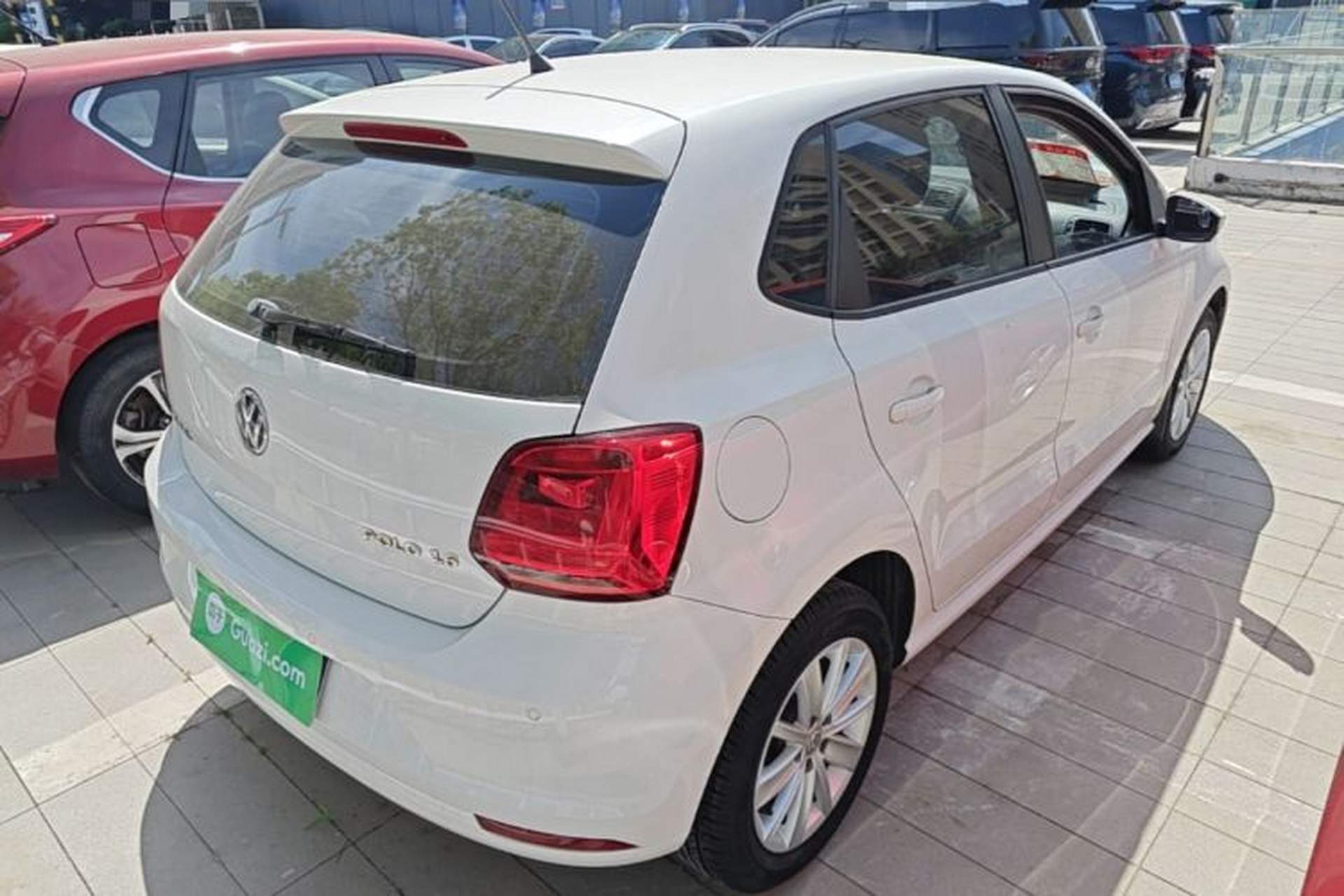 Used Volkswagen Polo 2014 1.6L Automatic Comfort Edition Rear Right 45 Deg