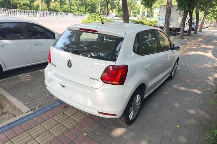 Used Volkswagen Polo 2014 1.4L Automatic Comfort Edition Rear Right 45 Deg
