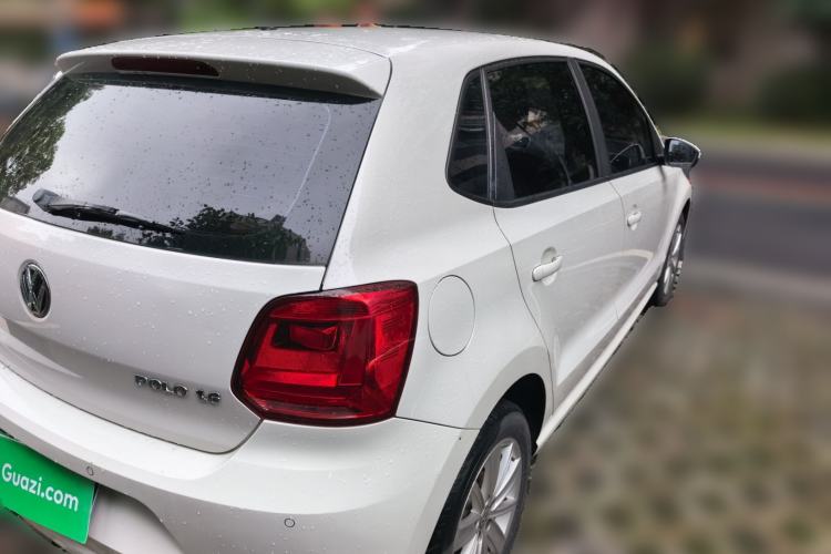 Used Volkswagen Polo 2014 1.6L Automatic Comfort Edition Rear Right 45 Deg