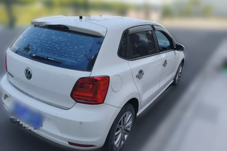 Used Volkswagen Polo 2014 1.6L Automatic Comfort Edition Rear Right 45 Deg