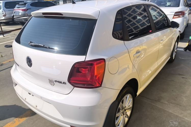 Used Volkswagen Polo 2014 1.4L Automatic Comfort Edition Rear Right 45 Deg