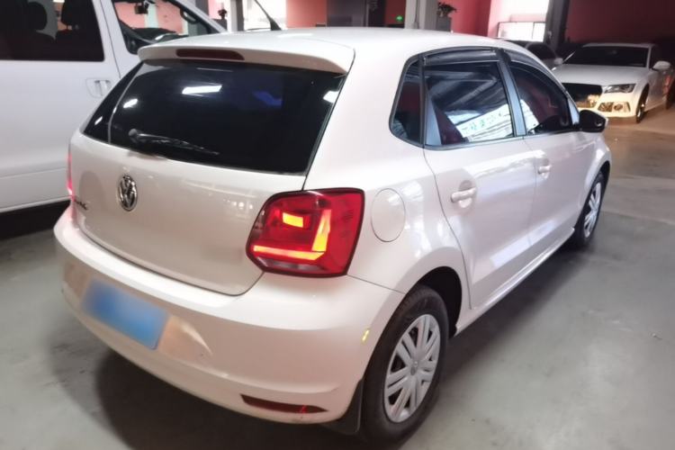Used Volkswagen Polo 2014 1.4L Manual Fashion Edition Rear Right 45 Deg