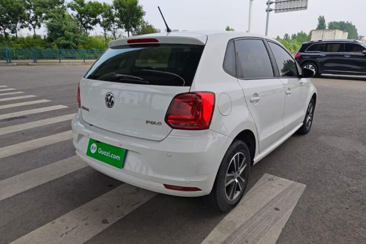 Used Volkswagen Polo 2014 1.4L Manual Fashion Edition Rear Right 45 Deg