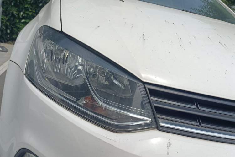 Used Volkswagen Polo 2014 1.6L Automatic Comfort Edition Right Front Headlight