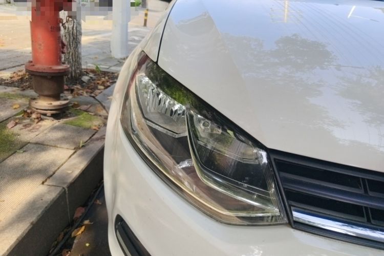 Used Volkswagen Polo 2014 1.6L Automatic Comfort Edition Right Front Headlight