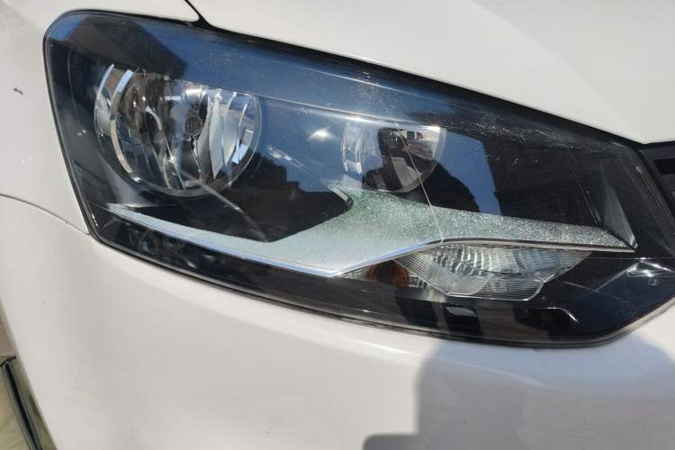 Used Volkswagen Polo 2014 1.4L Manual Fashion Edition Right Front Headlight