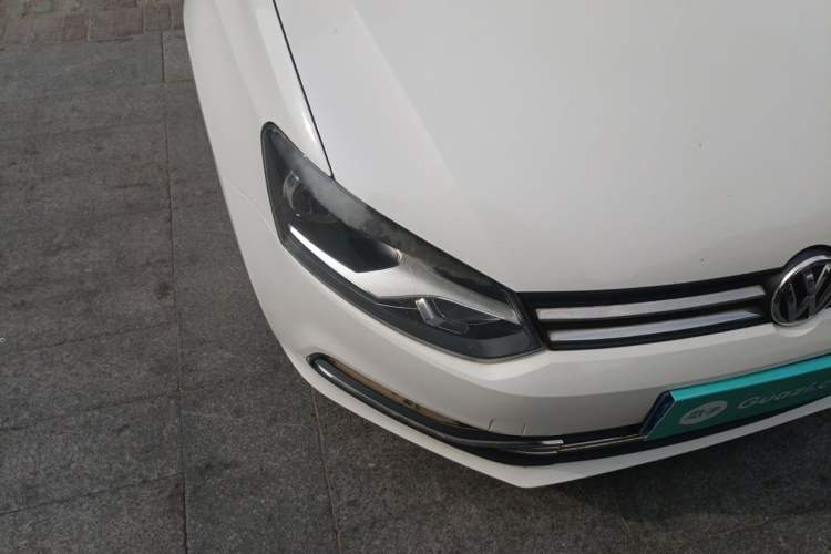 Used Volkswagen Polo 2014 1.4L Manual Fashion Edition Right Front Headlight