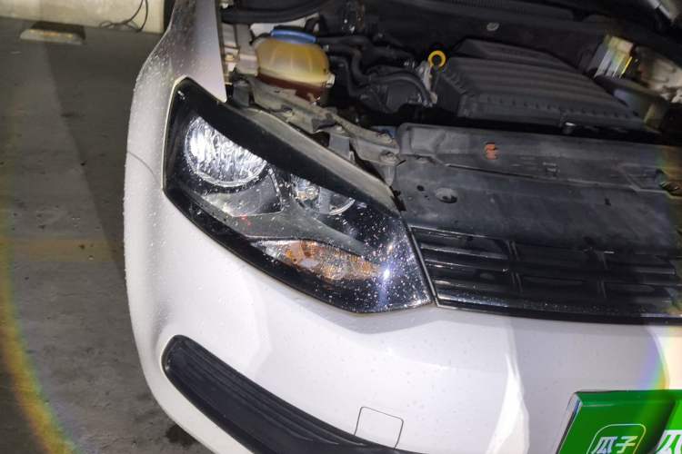 Used Volkswagen Polo 2014 1.4L Manual Fashion Edition Right Front Headlight