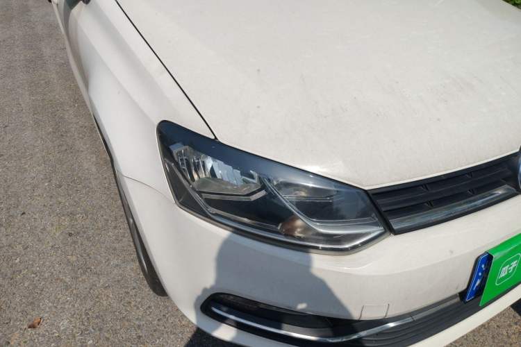 Used Volkswagen Polo 2014 1.6L Automatic Comfort Edition Right Front Headlight