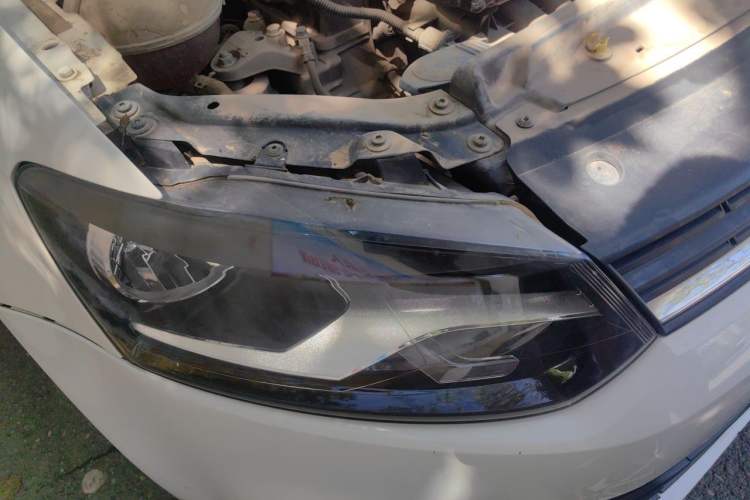 Used Volkswagen Polo 2014 1.4L Manual Fashion Edition Right Front Headlight
