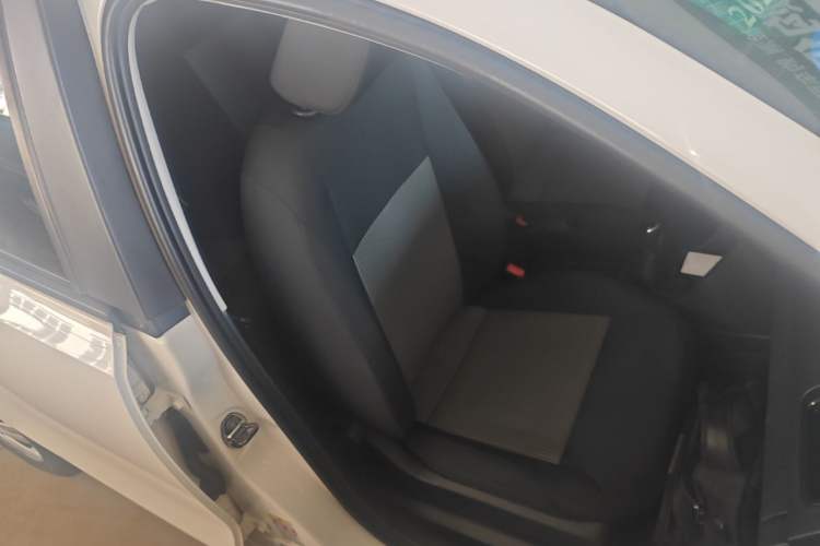 Used Volkswagen Polo 2014 1.4L Manual Fashion Edition Right Front Seat