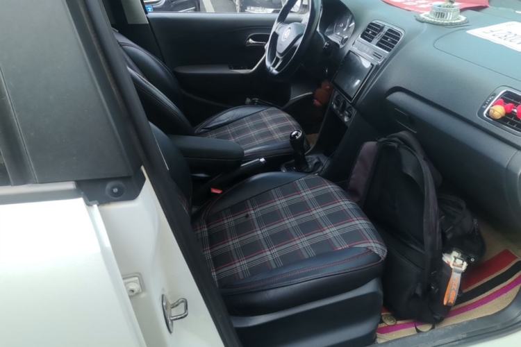 Used Volkswagen Polo 2014 1.4L Manual Comfort Edition Right Front Seat