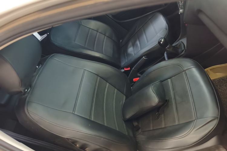 Used Volkswagen Polo 2014 1.4L Manual Fashion Edition Right Front Seat