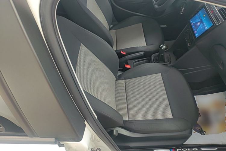 Used Volkswagen Polo 2014 1.4L Manual Fashion Edition Right Front Seat