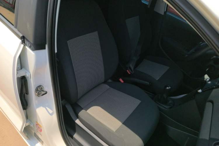Used Volkswagen Polo 2014 1.4L Manual Fashion Edition Right Front Seat