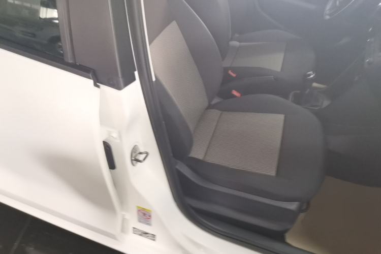 Used Volkswagen Polo 2014 1.4L Manual Fashion Edition Right Front Seat