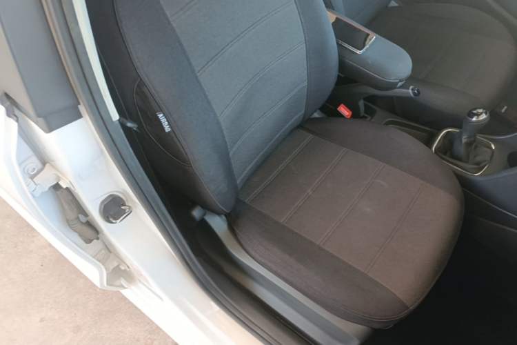 Used Volkswagen Polo 2014 1.6L Manual Comfort Edition Right Front Seat