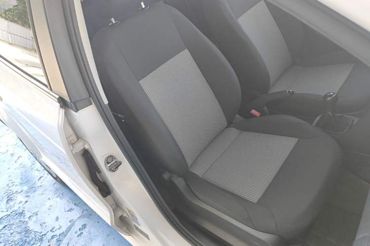 Used Volkswagen Polo 2014 1.4L Manual Fashion Edition Right Front Seat