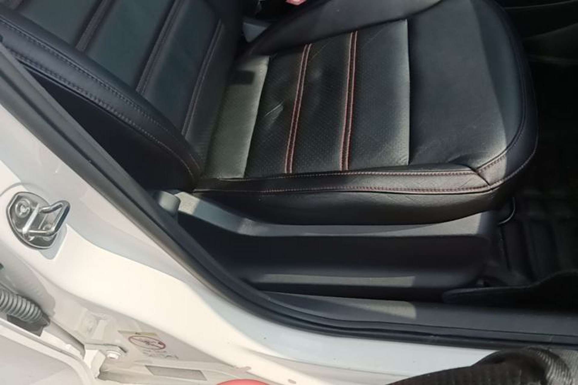 Used Volkswagen Polo 2014 1.6L Automatic Comfort Edition Right Front Seat