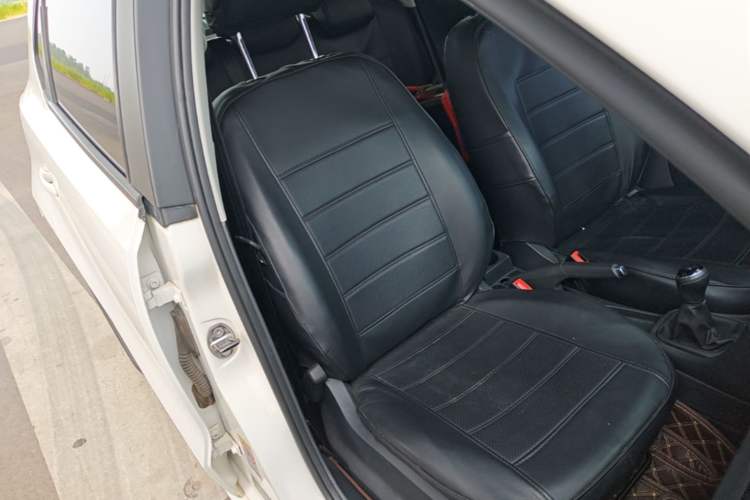 Used Volkswagen Polo 2014 1.4L Manual Fashion Edition Right Front Seat