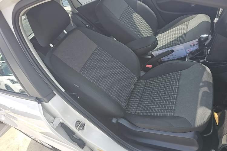 Used Volkswagen Polo 2014 1.4L Automatic Comfort Edition Right Front Seat