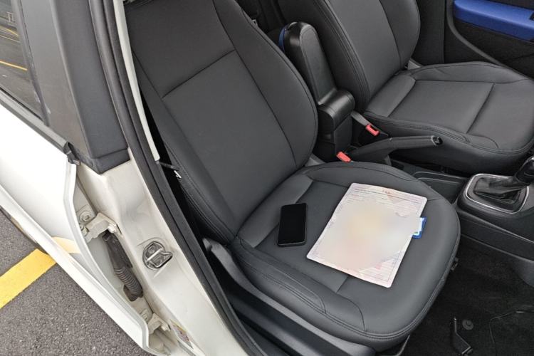 Used Volkswagen Polo 2014 1.4L Automatic Comfort Edition Right Front Seat