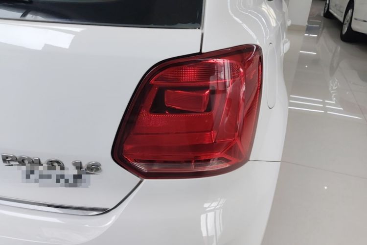 Used Volkswagen Polo 2014 1.6L Automatic Luxury Edition Right Rear Taillight