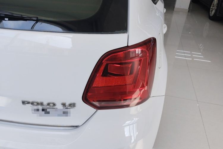 Used Volkswagen Polo 2014 1.6L Automatic Luxury Edition Right Rear Taillight