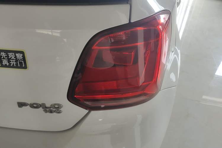 Used Volkswagen Polo 2014 1.6L Automatic Comfort Edition Right Rear Taillight