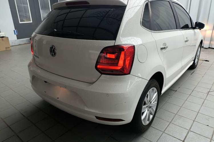 Used Volkswagen Polo 2014 1.6L Automatic Comfort Edition Right Rear Taillight