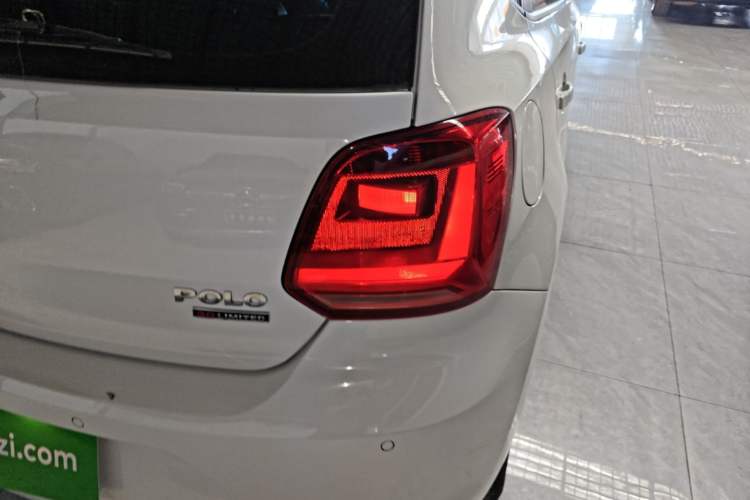Used Volkswagen Polo 2014 1.6L Automatic Comfort Edition Right Rear Taillight