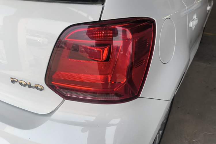 Used Volkswagen Polo 2014 1.6L Automatic Comfort Edition Right Rear Taillight