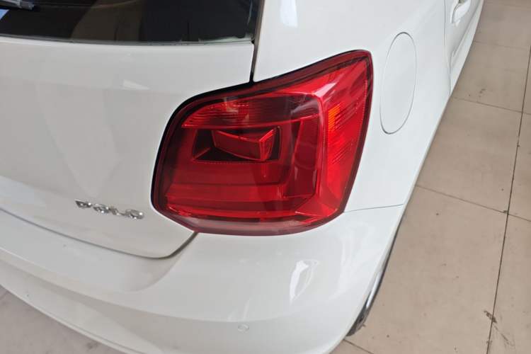 Used Volkswagen Polo 2014 1.4L Automatic Comfort Edition Right Rear Taillight