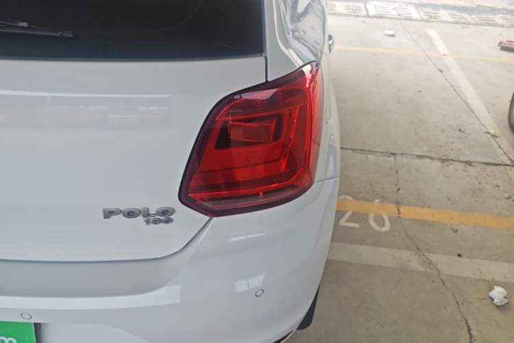 Used Volkswagen Polo 2014 1.6L Automatic Comfort Edition Right Rear Taillight