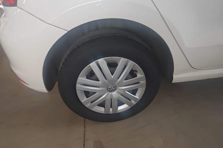 Used Volkswagen Polo 2014 1.4L Manual Fashion Edition Right Rear Wheel Hub