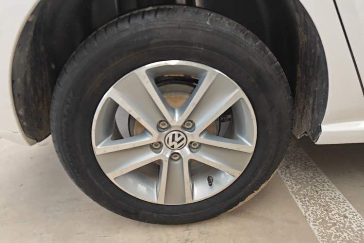 Used Volkswagen Polo 2014 1.4L Manual Fashion Edition Right Rear Wheel Hub