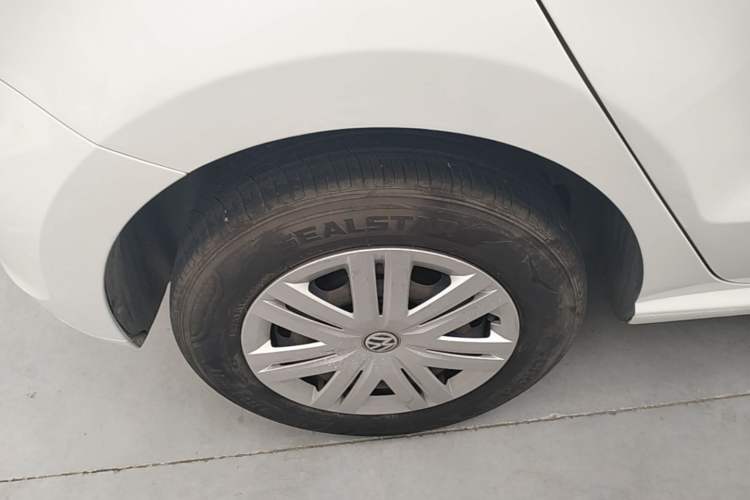 Used Volkswagen Polo 2014 1.4L Manual Fashion Edition Right Rear Wheel Hub